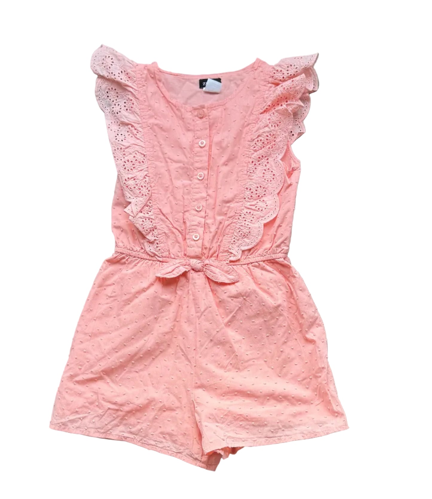 Combinaison une-pièce Zunie saumon, volants et boutons, taille nouée, manches courtes