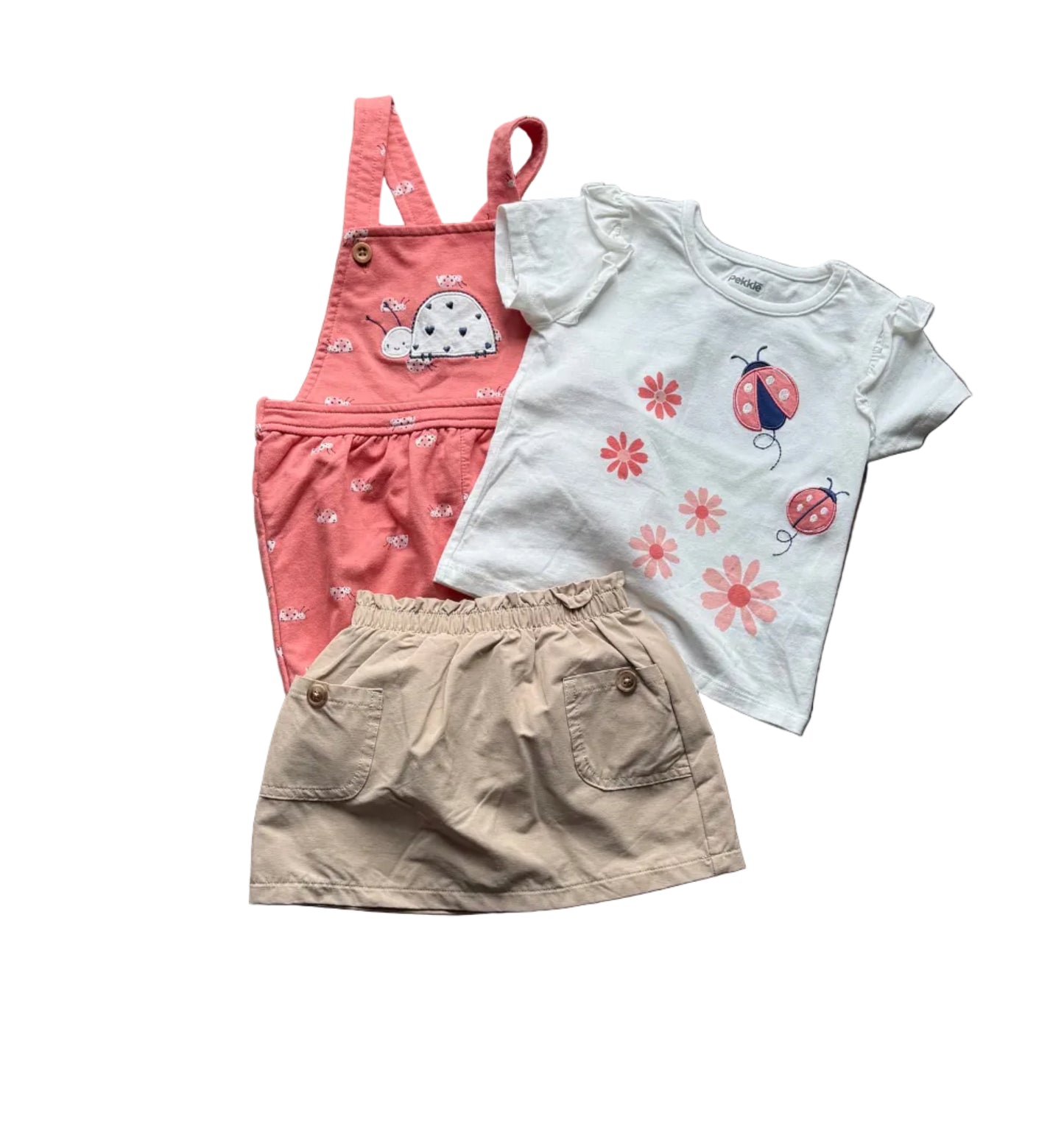 Ensemble 3 pièces 24 mois: salopette rose, t-shirt clair, short beige à poches