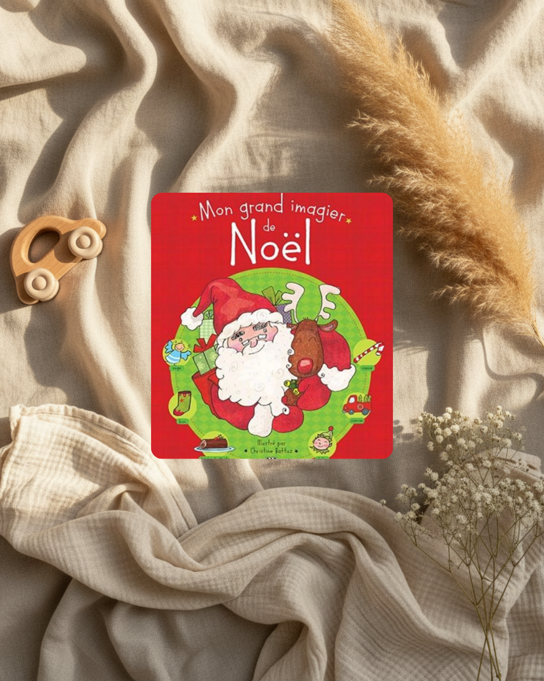 Livre imagier de Noël à couverture rouge, Père Noël et personnages dessinés
