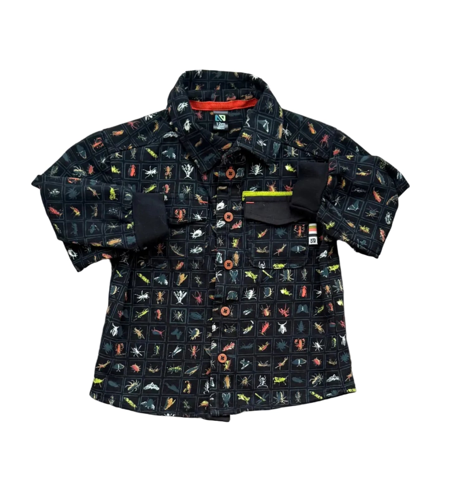 Chemise 12 mois à motifs animaux sur fond sombre, col boutonné, manches longues