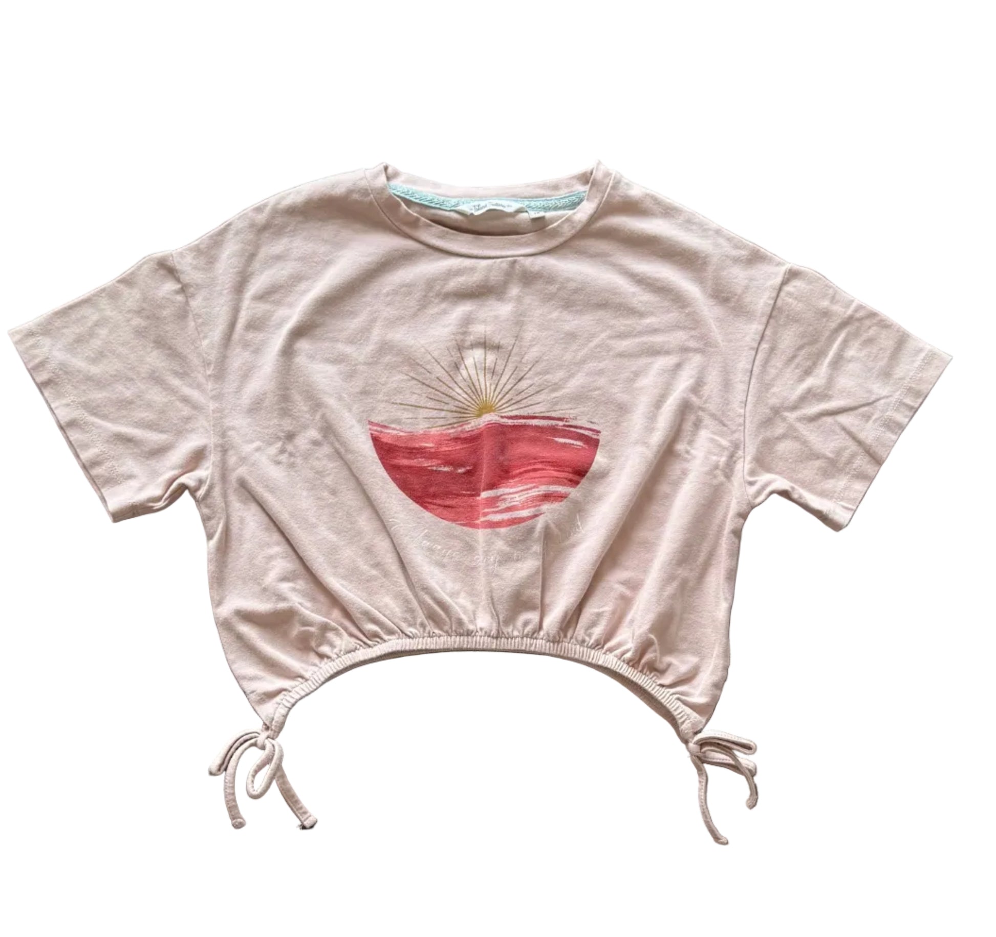 T-shirt Island Trotters 10 ans rose crème, motif soleil rouge, ourlet à cordon