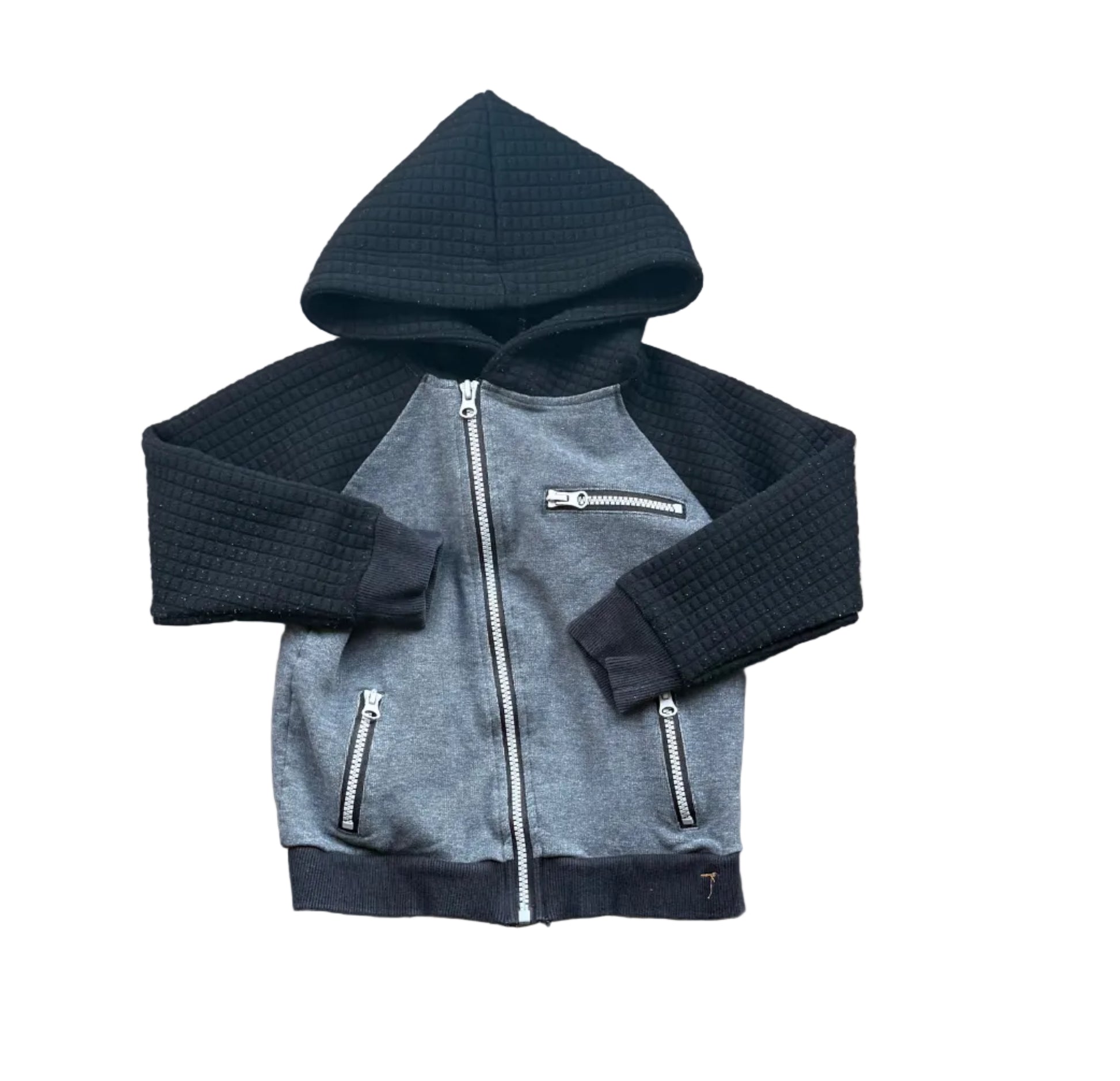 Veste zippée à capuche 4 ans, noir et gris, double fermeture et poches