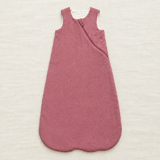 Gigoteuse Loulou Lollipop 2,5 TOG rose framboise sans manches, fermeture croisée, motifs discrets