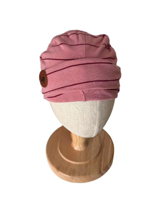 Bonnet enfant 5-8 ans rayé rose bordeaux, tissu doux, bord roulé tricoté