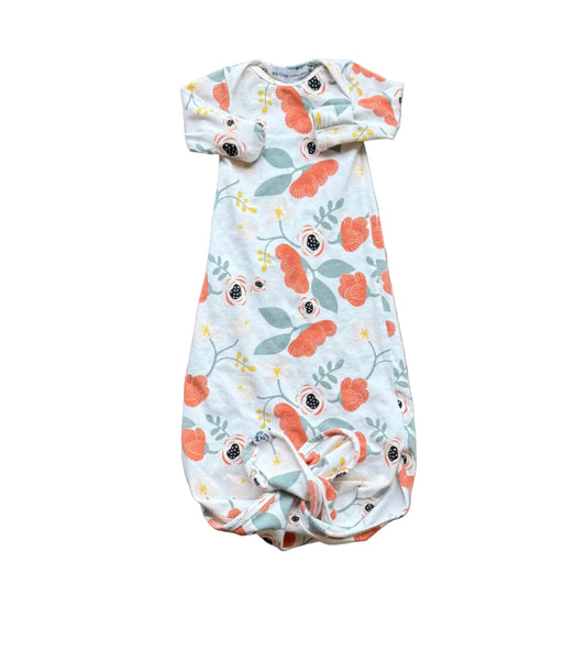 Gigoteuse bébé bleu clair à motifs orange, fermeture par lien