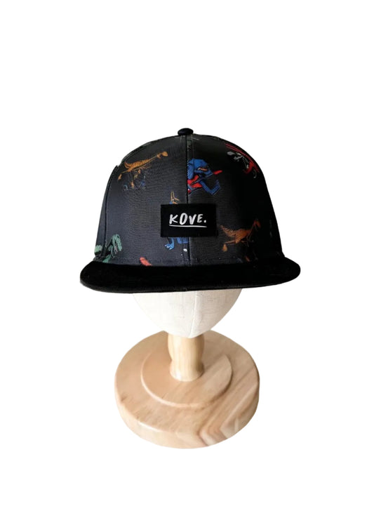 Casquette enfant noire KOVE, impression dinosaures multicolores, fermeture arrière réglable