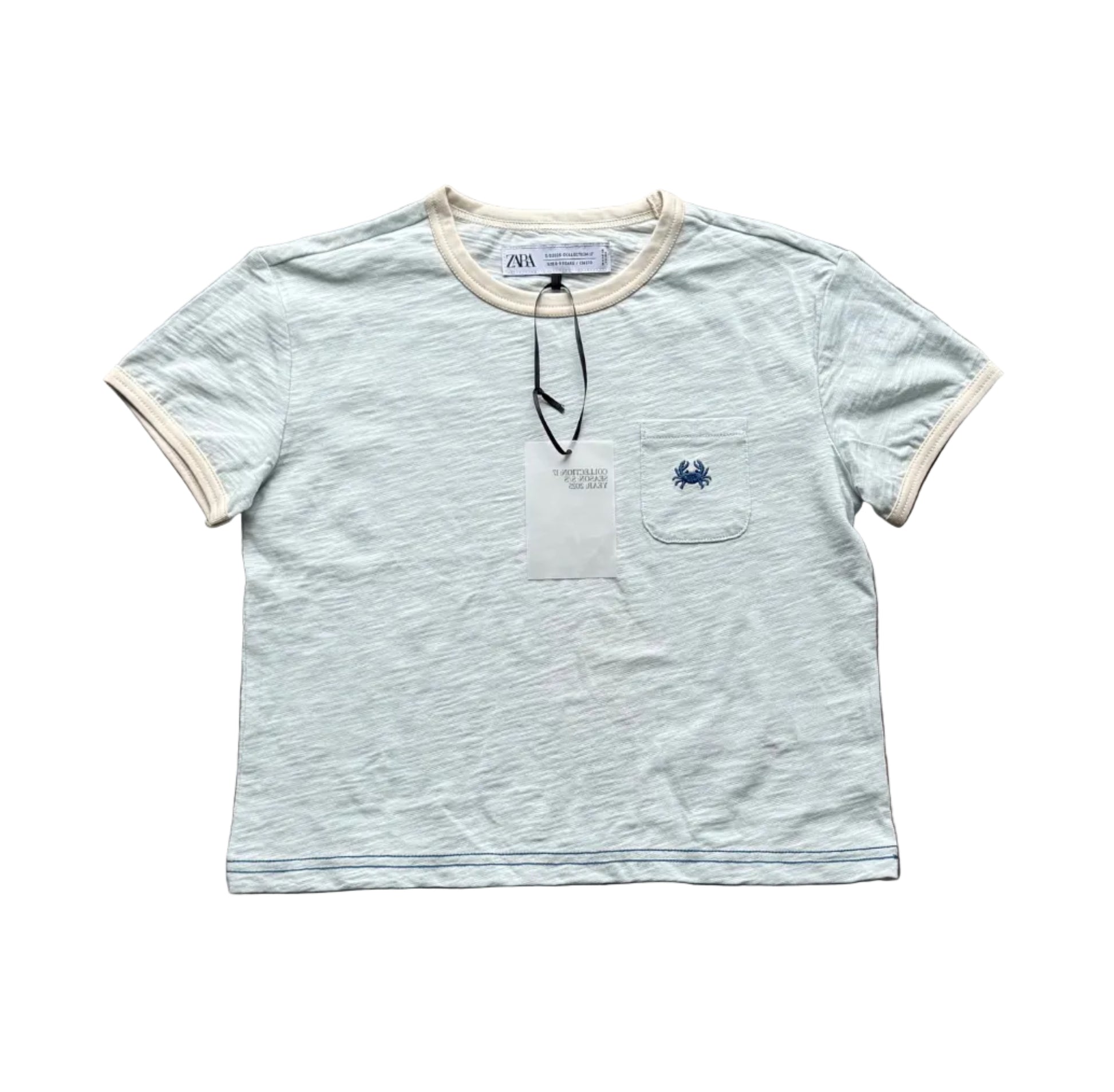 T-shirt Zara 8-9 ans neuf, bleu clair, poche poitrine, petit motif insecte