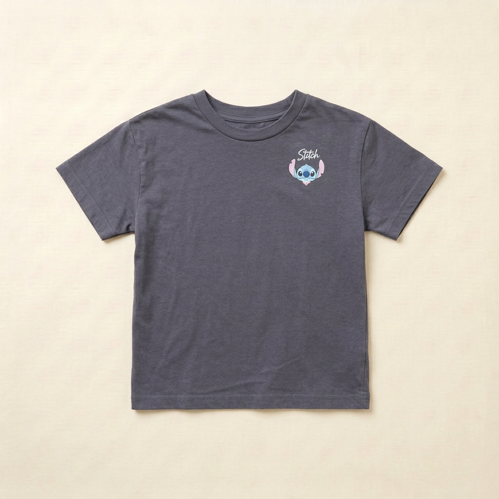 T-shirt enfant gris foncé avec petit motif Stitch sur la poitrine