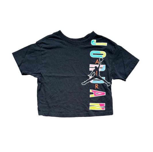 T-shirt enfant Jordan noir avec logo multicolore Jordan sur le devant