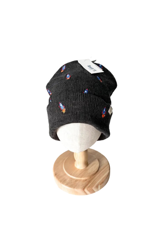 Tuque noire pour enfant avec motifs de fusées multicolores et étiquette