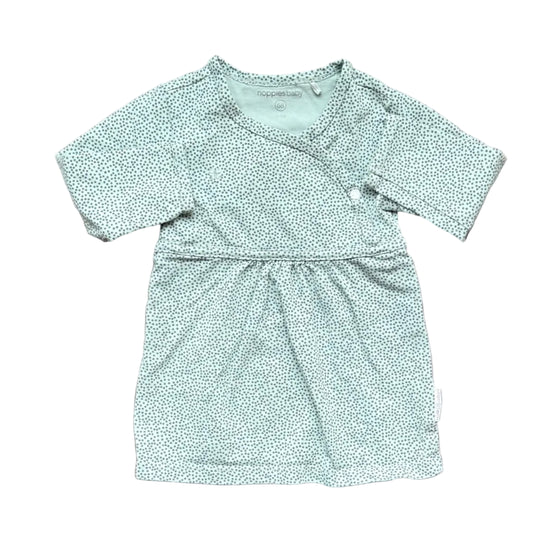 Robe bébé aqua vert à pois, manches courtes, col en V, bouton et taille nouée