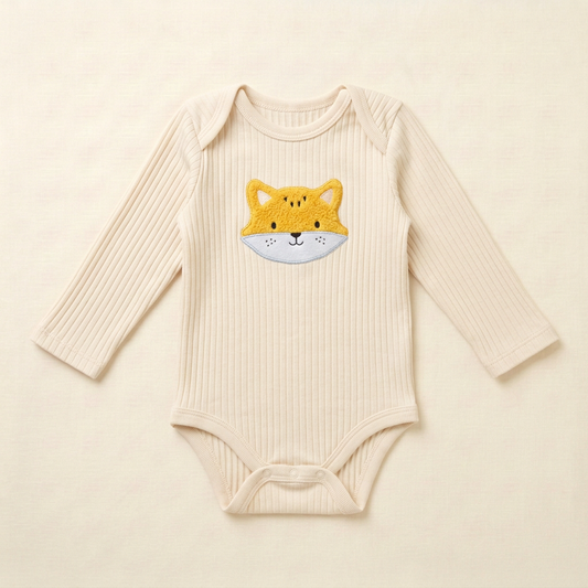 Body bébé 3 mois en coton crème, manches longues, motif tête de renard jaune.