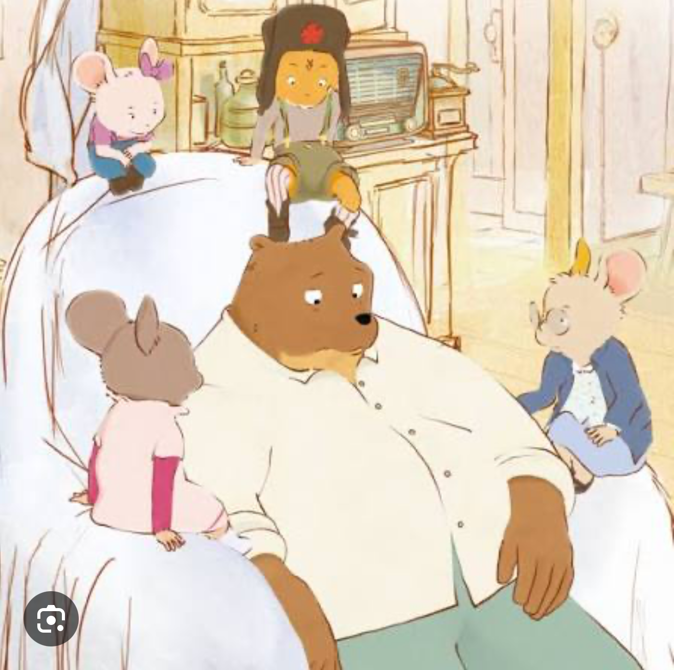 Illustration du livre : Ernest et Célestine dans une chambre, près du lit.