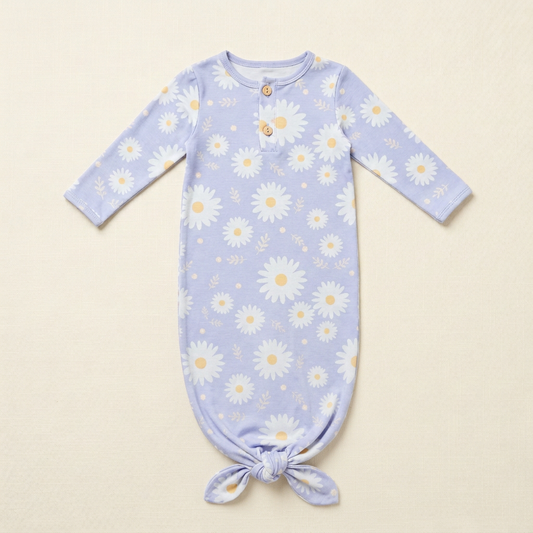 Gigoteuse bébé 0-3 mois en jersey bleu clair, manches longues, marguerites, boutons, nœud au bas
