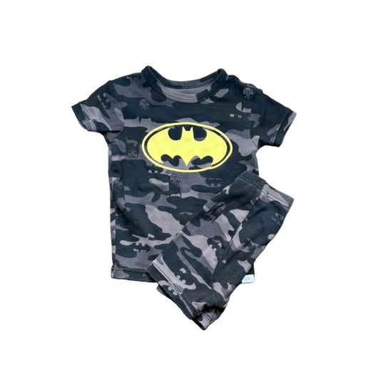 Ensemble bébé 2 ans camouflage avec T-shirt et pantalon Batman jaune