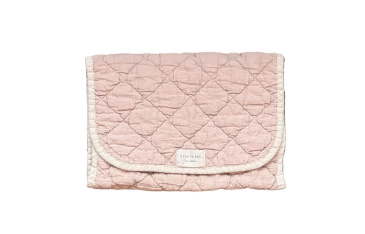 Dans le sac « tapis de change »