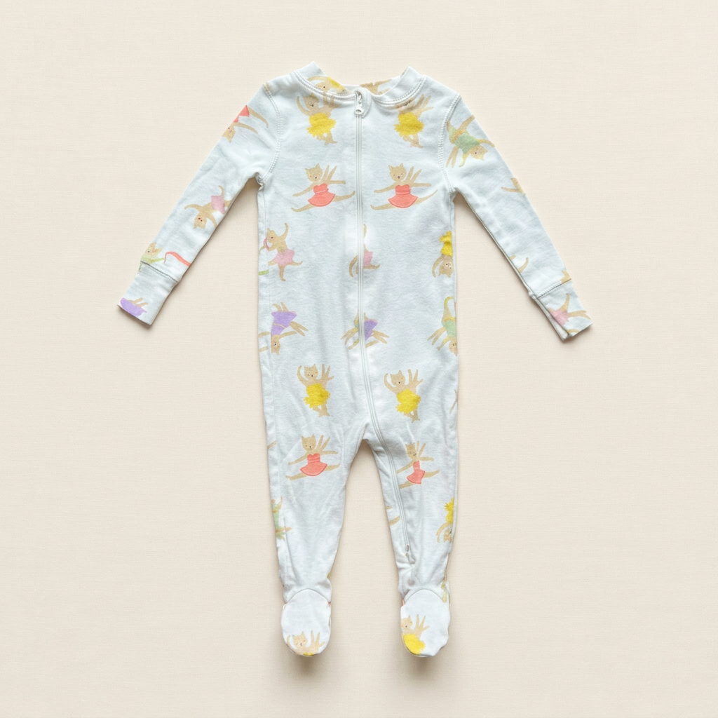 Pyjama bébé en coton bleu clair à motifs d’animaux, longues manches et pieds