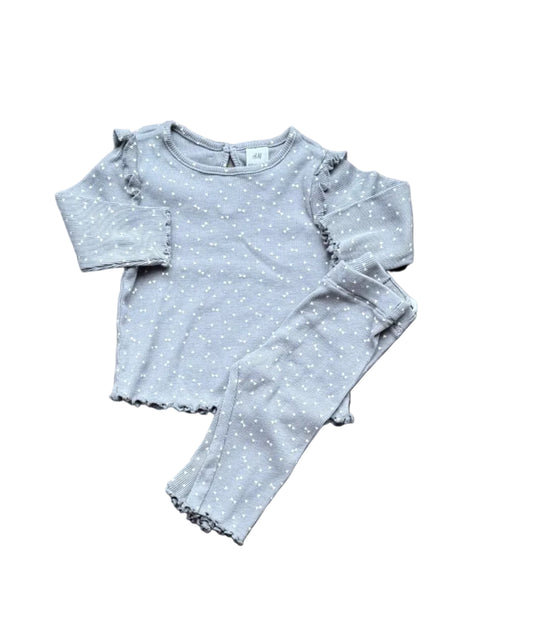 Ensemble bébé 2 pièces en bleu clair à pois, haut manches longues et pantalon