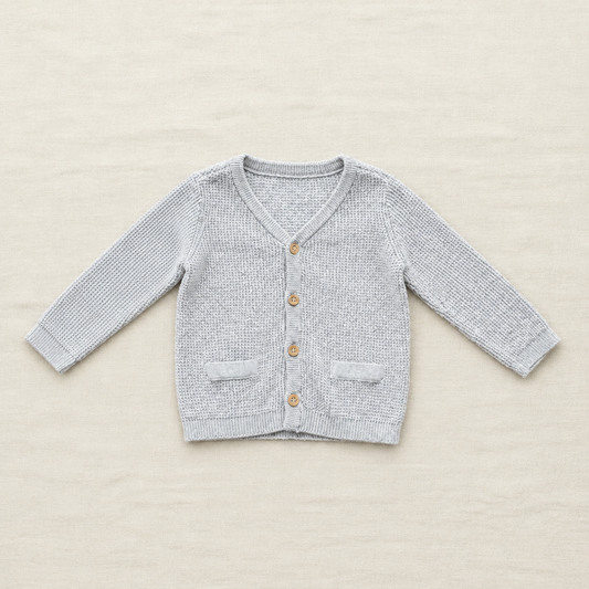 Gilet cardigan enfant gris clair en maille, col V boutonné, poches plaquées